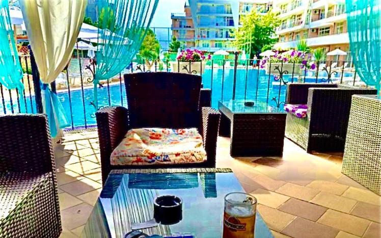 Grand Kamelia Holiday Complex Солнечный берег Экстерьер фото