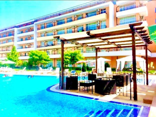 Grand Kamelia Holiday Complex Солнечный берег Экстерьер фото